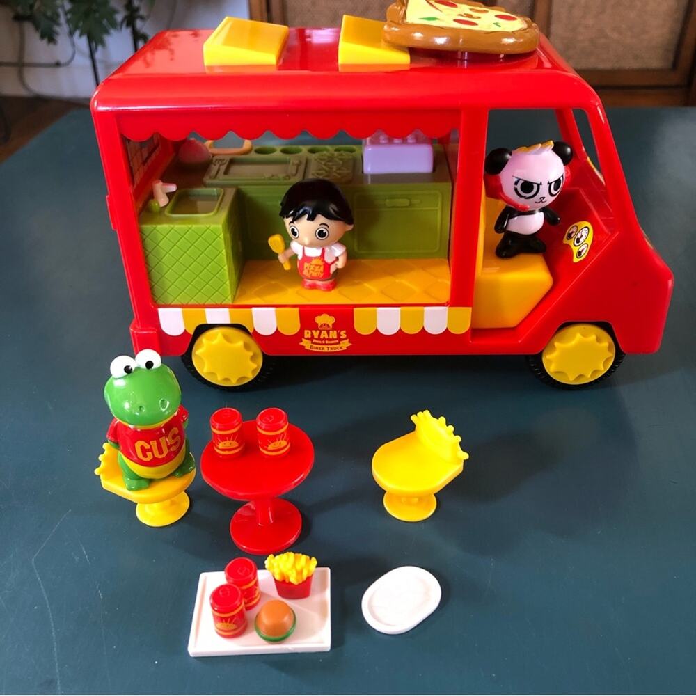Ryan’s World Diner Truck Toy Pretend Play
